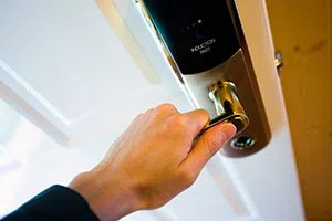 Bradenton City Locksmith Bradenton, FL 941-467-3487 - 5a-lock-opening