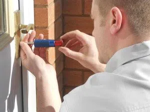 Bradenton City Locksmith Bradenton, FL 941-467-3487 - 7a-Broken-Key-Extraction